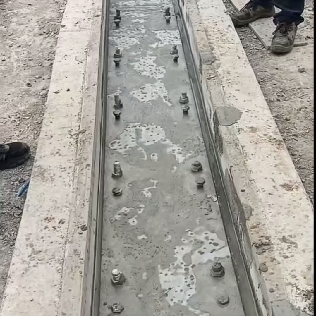 银川港口码头起重机龙门吊重型机械设备稳固用早强快凝轨道胶泥